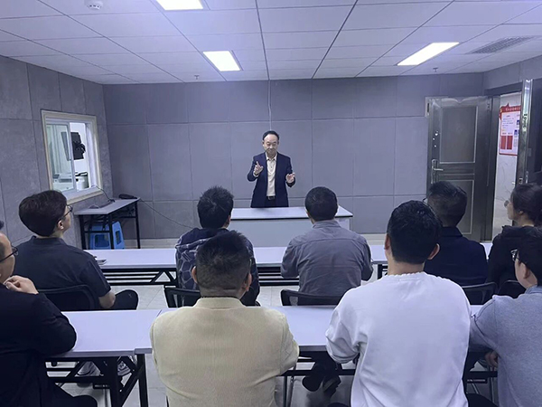 微信图片_20251103170033.jpg
